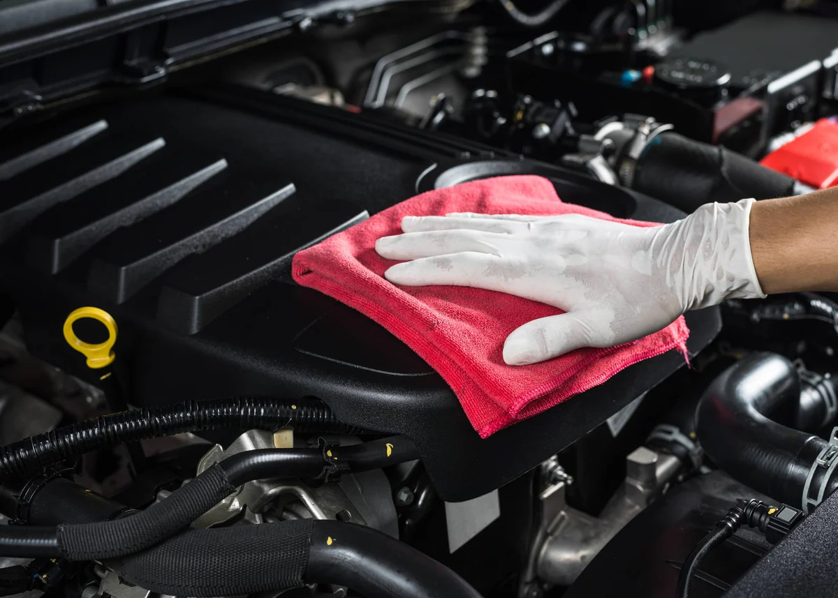 Engine_Bay_Detailing_Service Engine_Bay_Detailing_Service